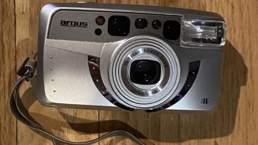 Argus M5700D Auto Focus/Program Exposure